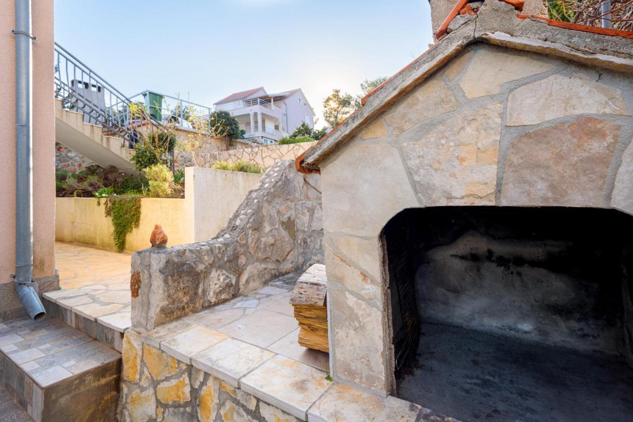 Apartments By The Sea Basina, Hvar - 11817 Vrbanj ภายนอก รูปภาพ
