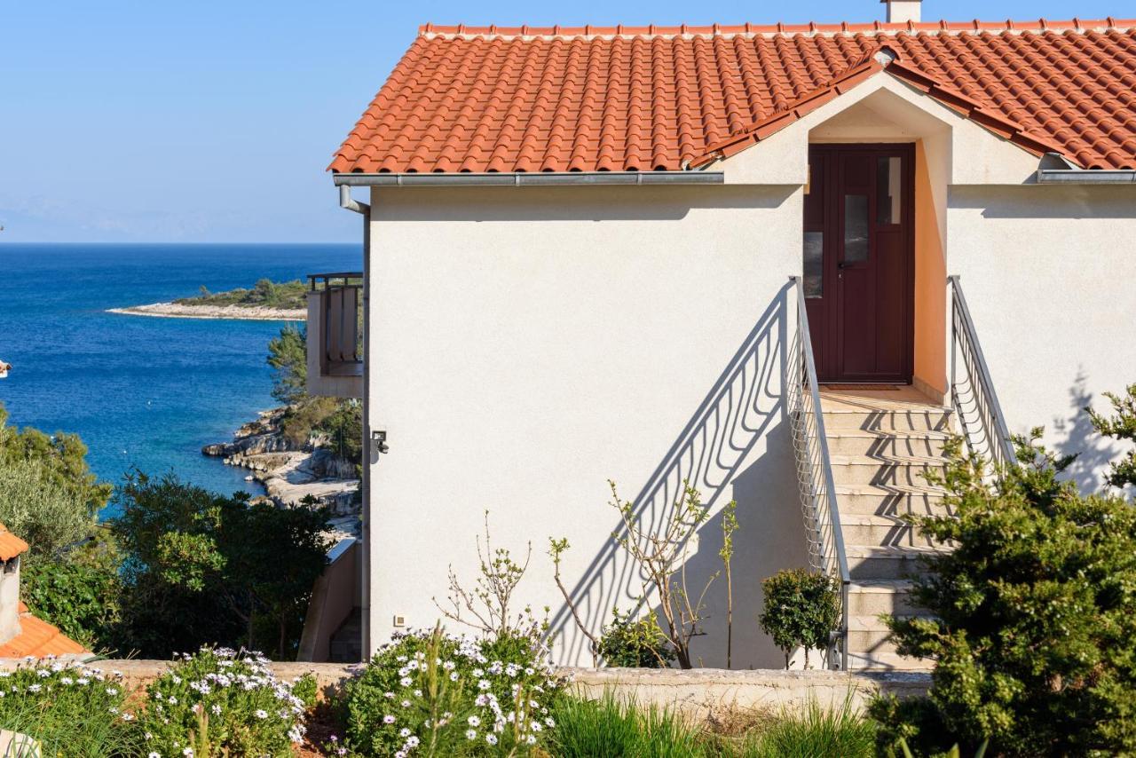 Apartments By The Sea Basina, Hvar - 11817 Vrbanj ภายนอก รูปภาพ