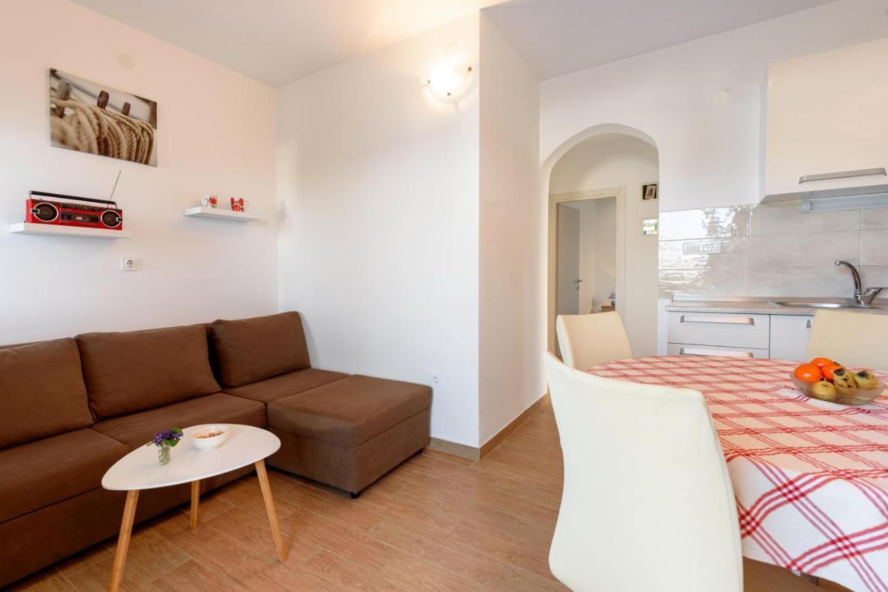 Apartments By The Sea Basina, Hvar - 11817 Vrbanj ภายนอก รูปภาพ
