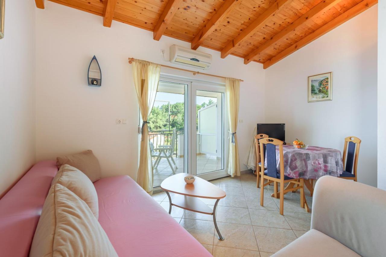 Apartments By The Sea Basina, Hvar - 11817 Vrbanj ภายนอก รูปภาพ